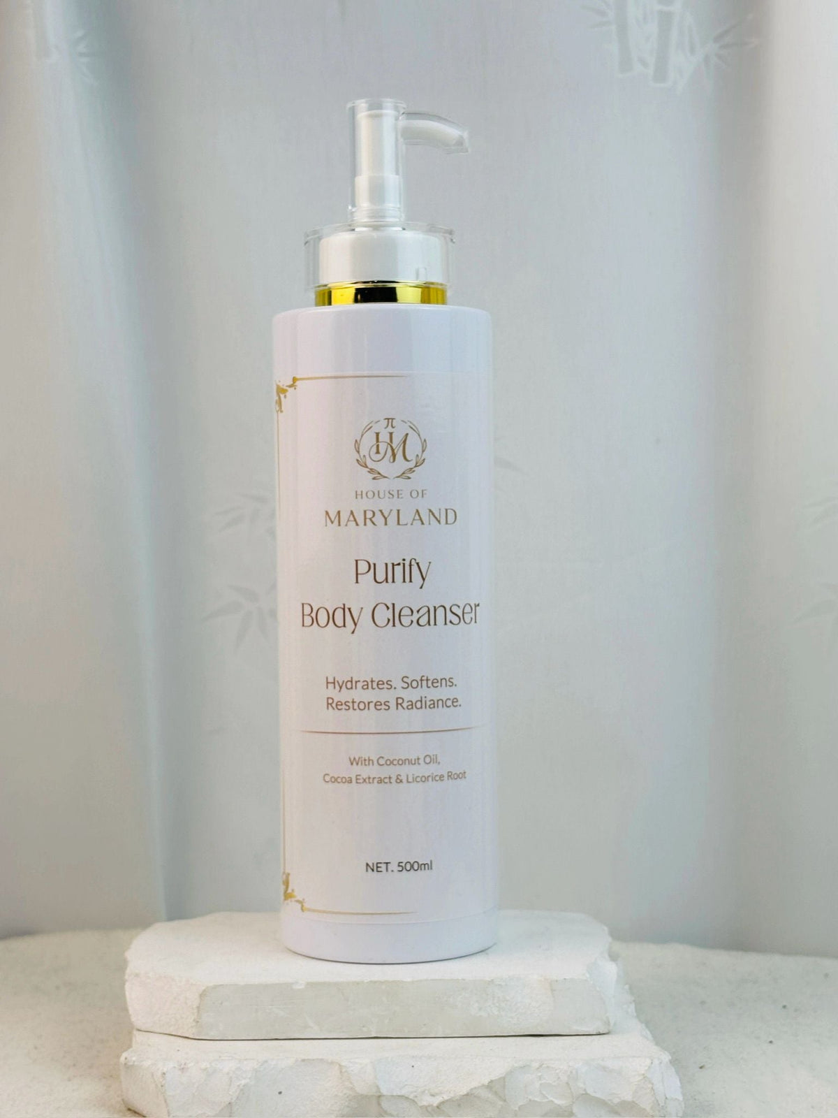 Body cleanser bottle with pump, white plastic and gold label
